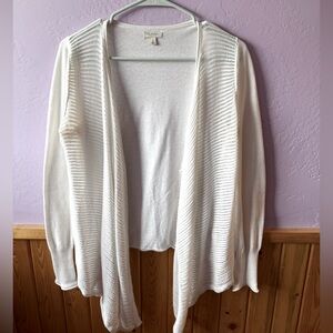 SONOMA ~ White Cardigan size small (Rarely worn)